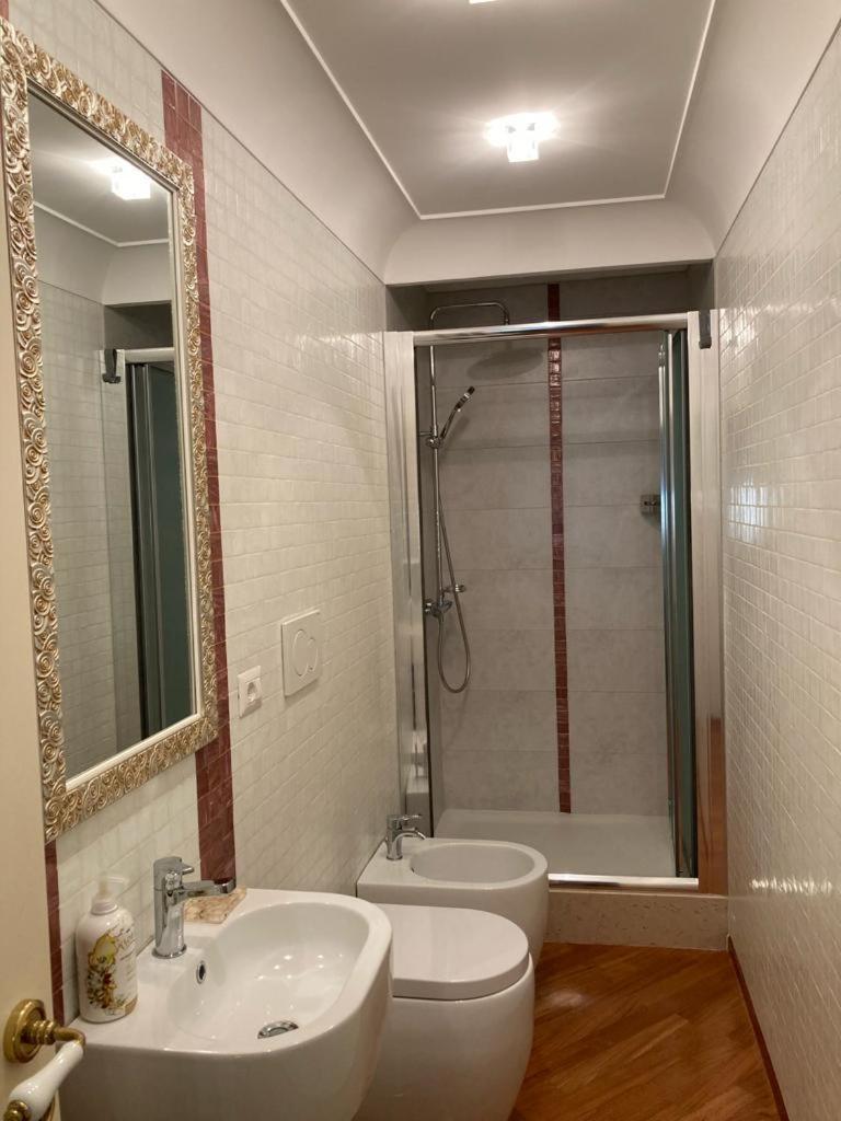 לצ'ה B&B Ai Due Santi מראה חיצוני תמונה